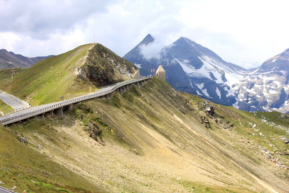 Bergstrasse road pass road