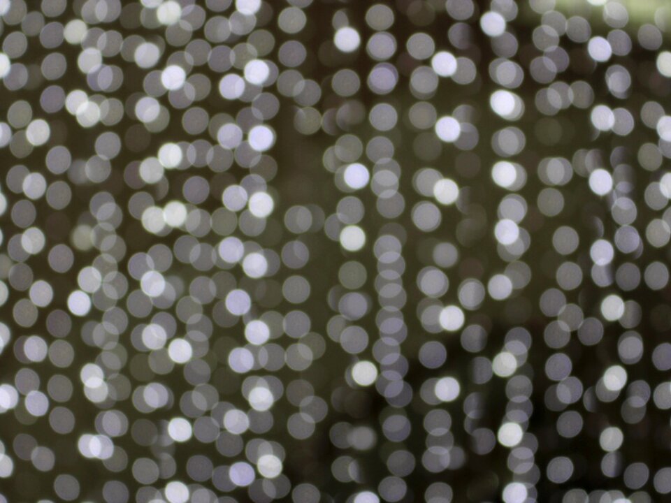 Glitter light foppery