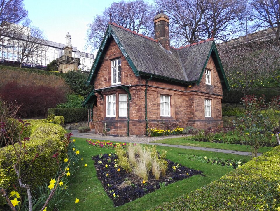 Tourism scotland west princes street garden