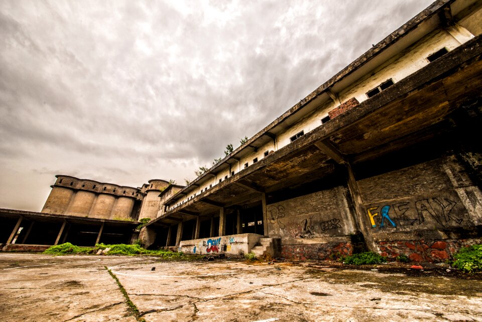 Ruins wide angle dongguan