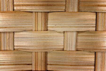 F decorative structure