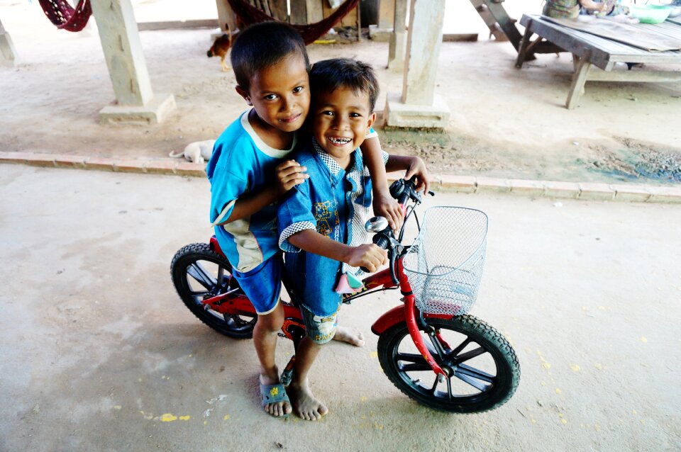 Kid child volunteer