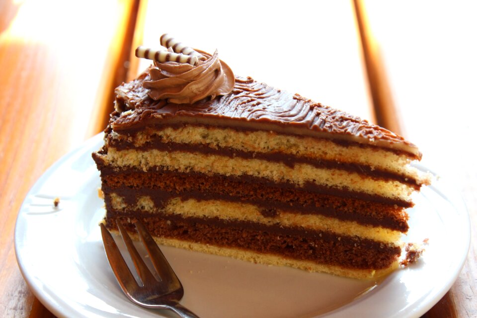Cake chocolate nut nougat tart