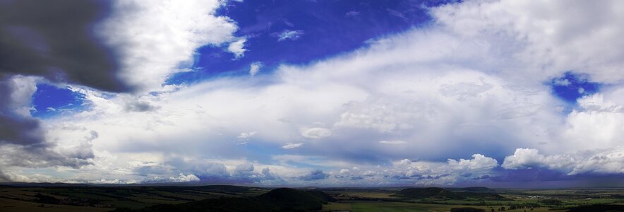 Landscape clouds form covered sky