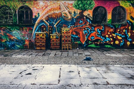House facade spray art