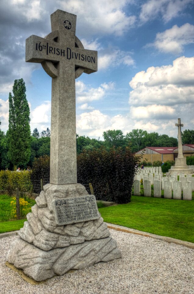 Cemetery war remembrance day