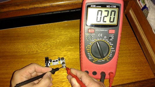 Connection measurement plate