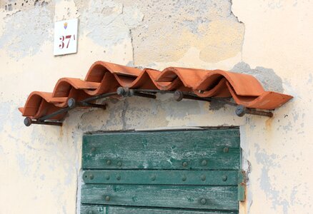 Seafront door tiles