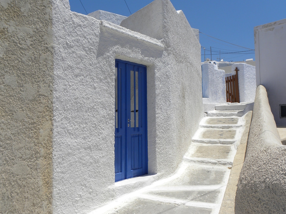 Stairs house lime whitewash