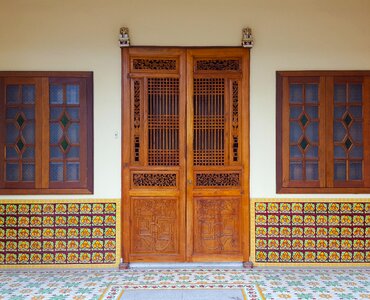 Design traditional tiles
