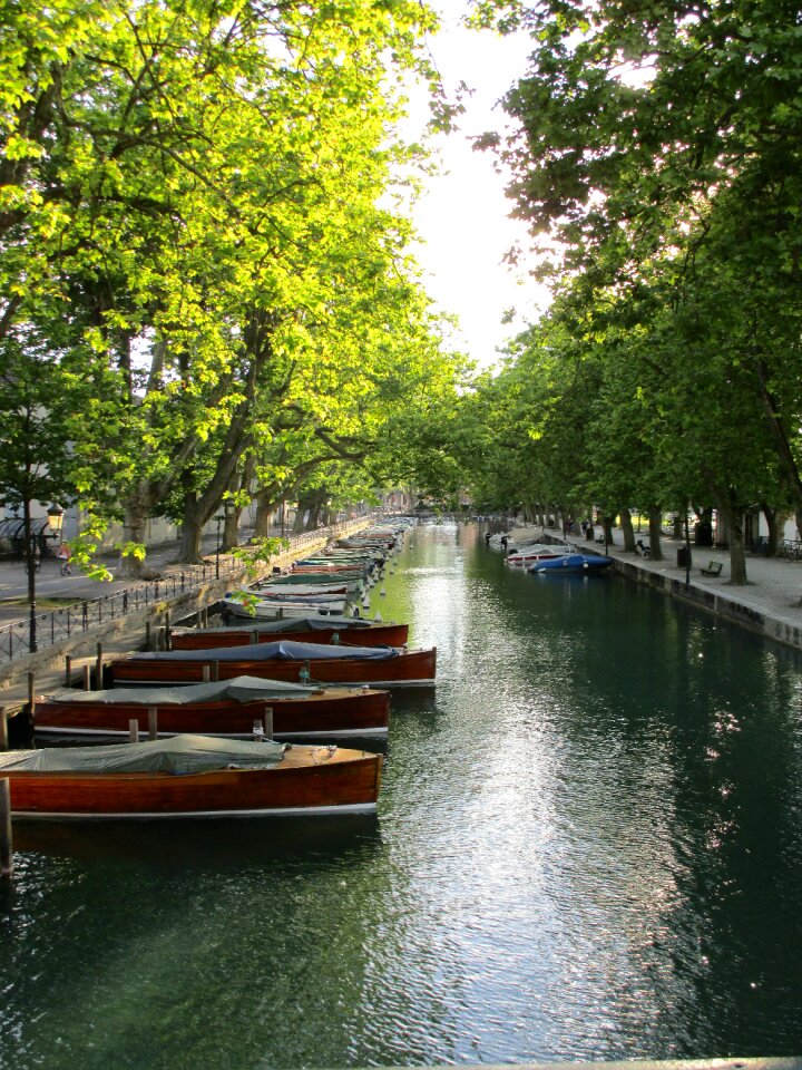 Annecy river lake