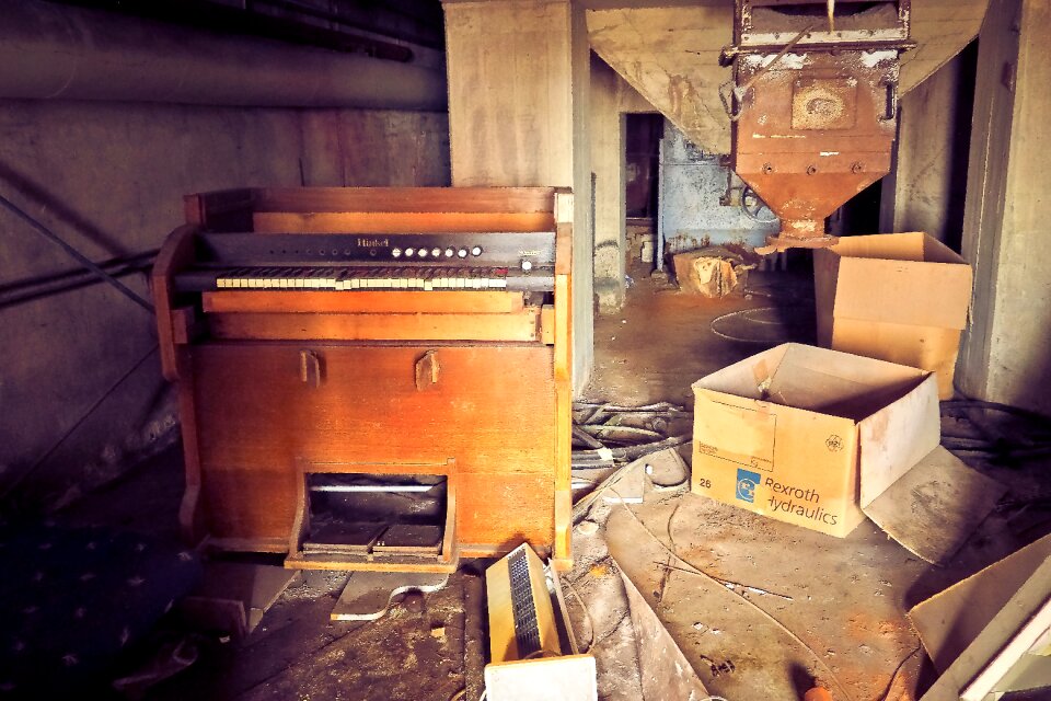 Gloomy old decay