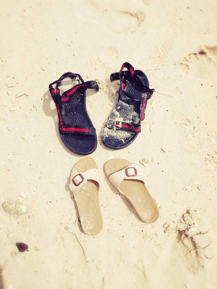 Couples beach shoes