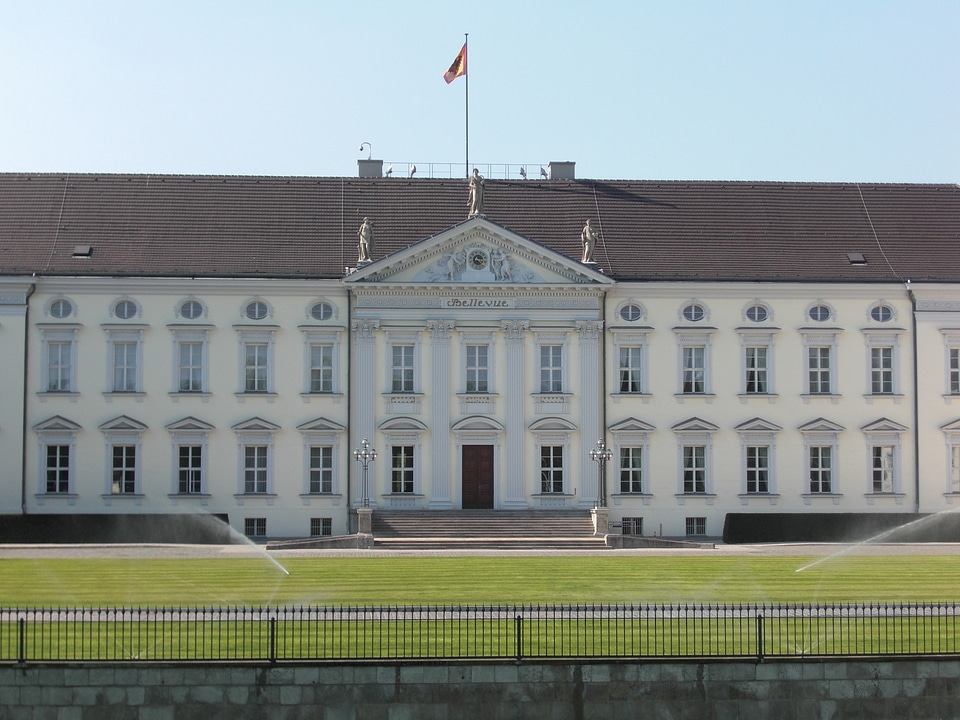 Castle castle bellevue bellevue