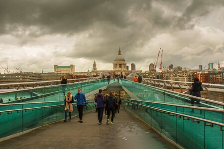 People bridge line