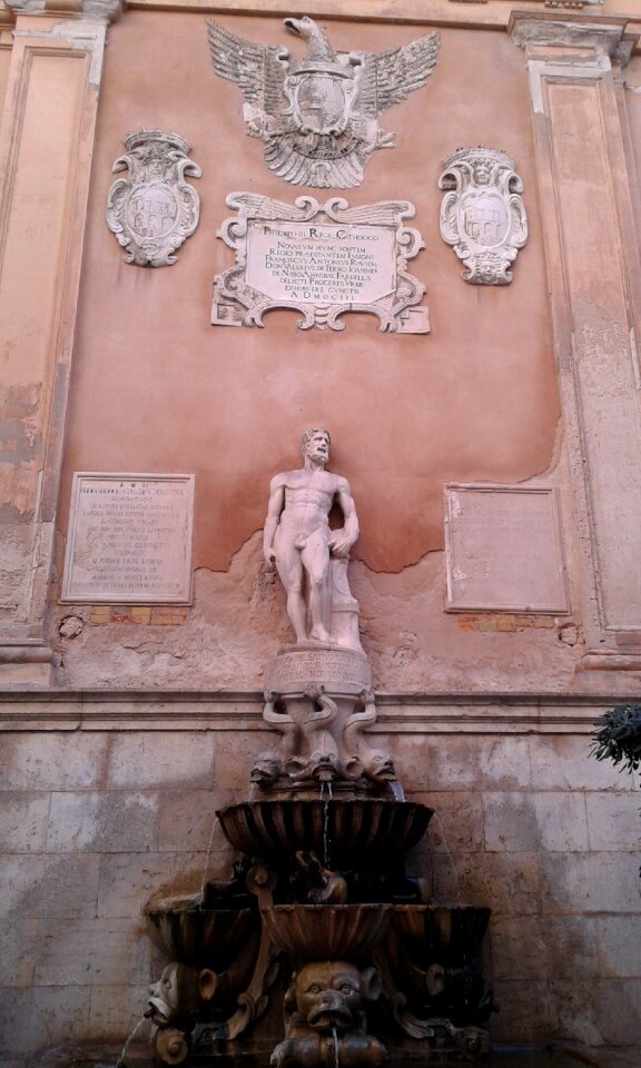 Fountain saturn drills sicily