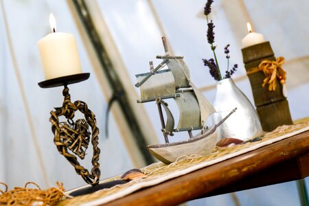 Romantic boat art