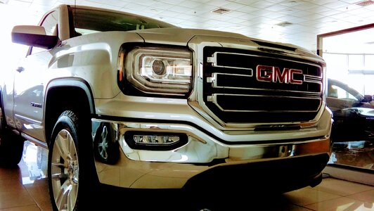 Truck automobile