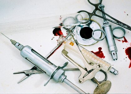 Injection cirurgical instruments tweezers photo