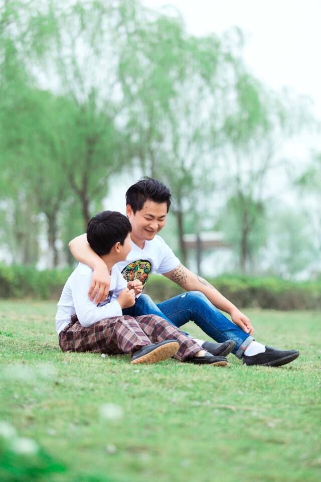 Child paternity outing