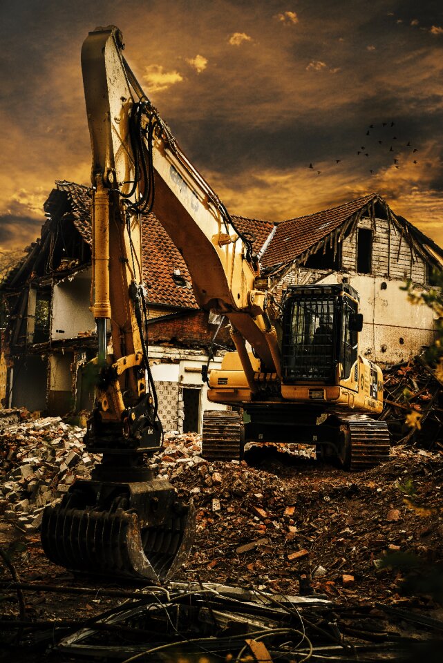 Site house demolition work