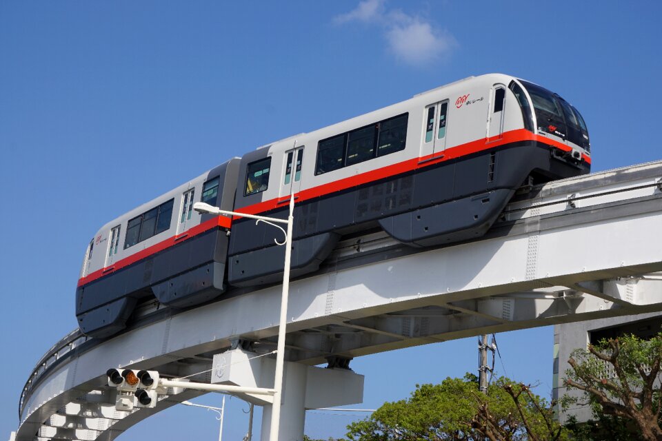 Blue sky rail transit naha