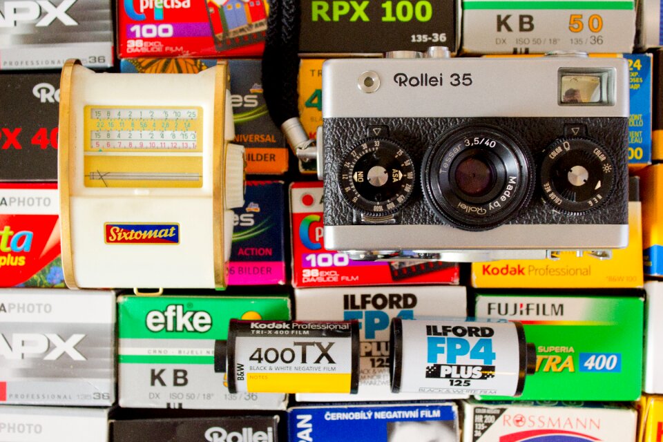 Analog film rollei exposure meter