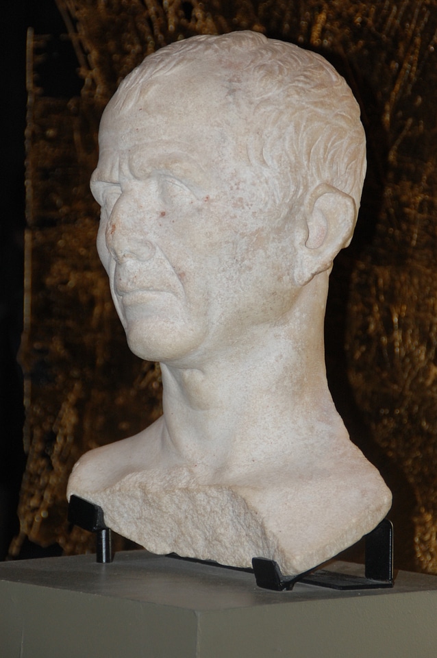 Antique vestige romans