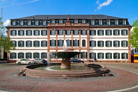 Government presidium fountain luisenplatz