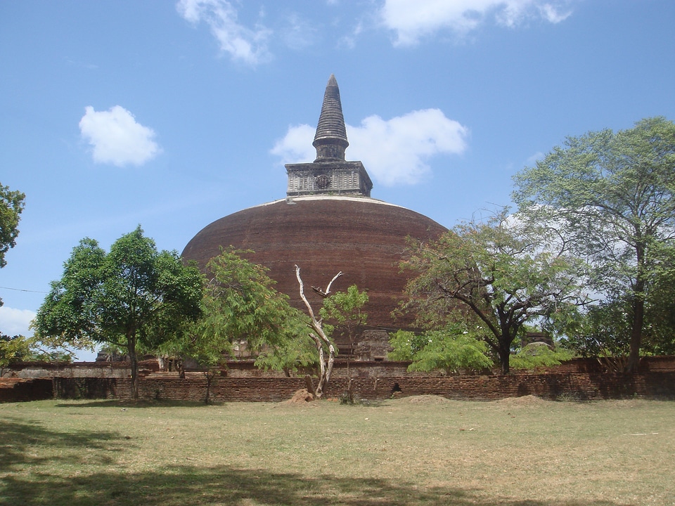 Temple rock statue photo