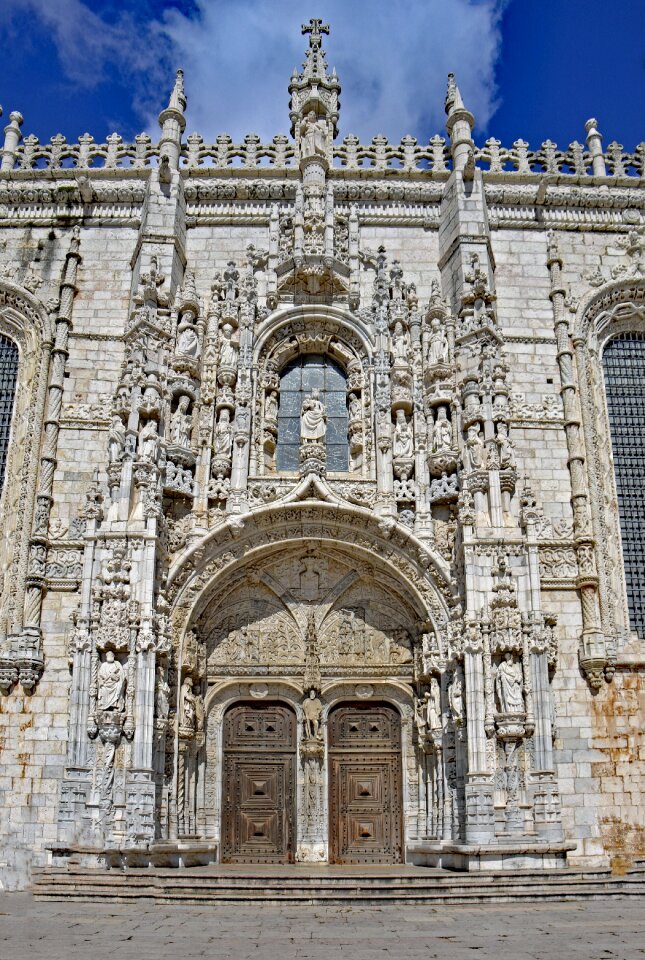 Monastery mosteiro dos jerónimos church photo