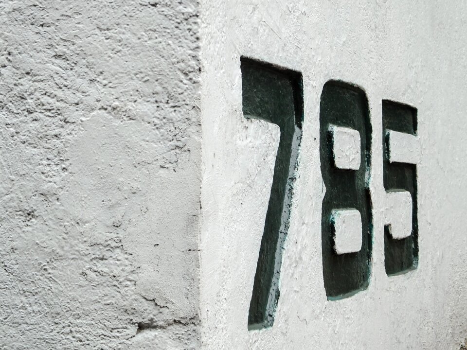 Grunge digit numeral