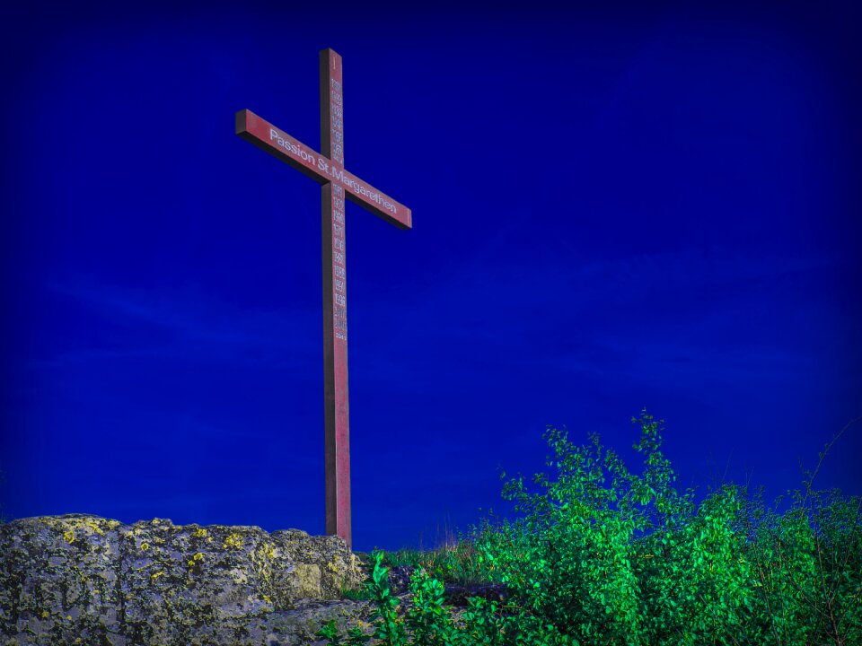 Cross mountain good friday