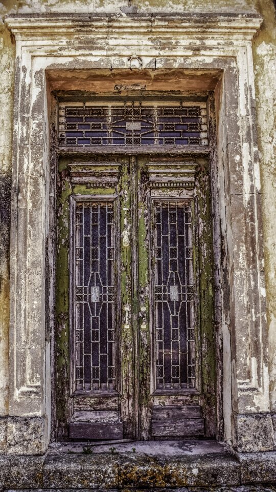 Decay old vintage