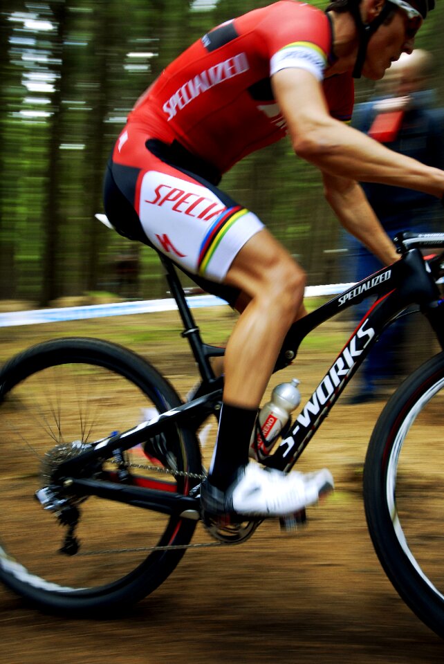Round zavody nove mesto