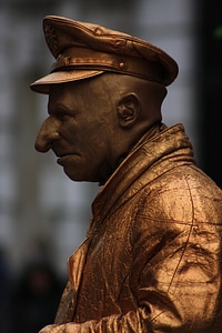Artist people face