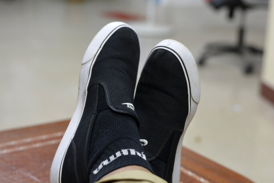 Casual shoes gray shoes