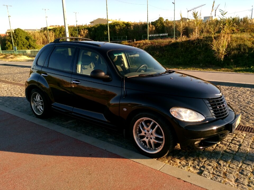 Chrysler pt cruiser retro car