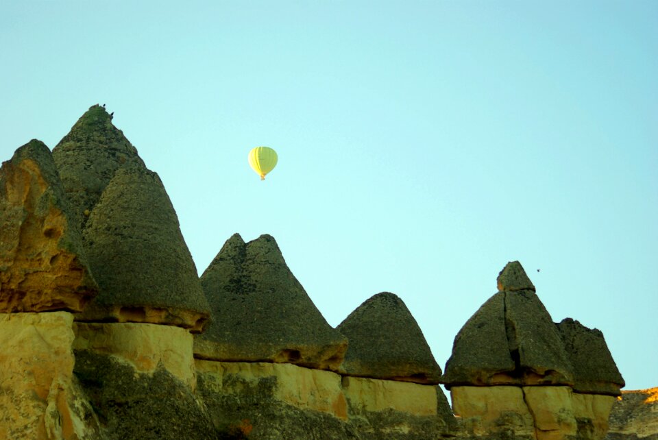 Balloon basalt tuff