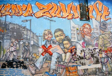 Mural art spray