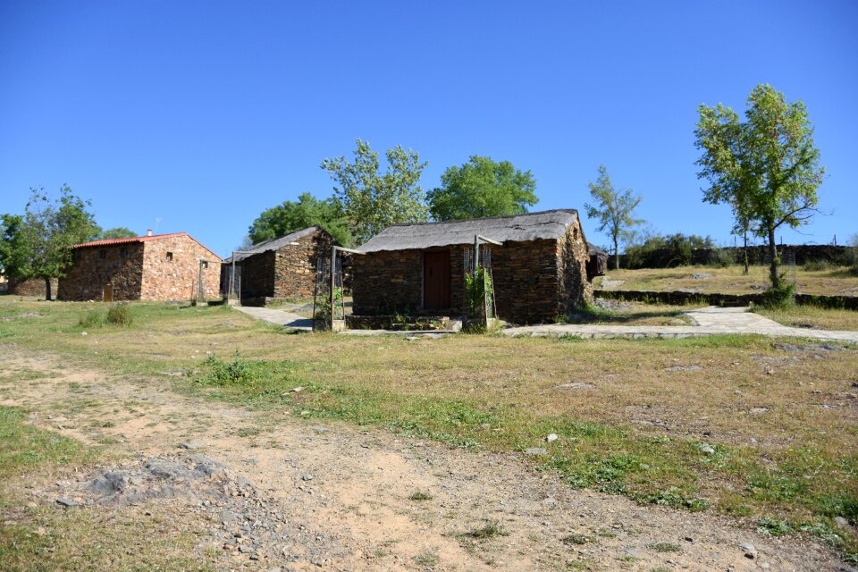 Extremadura monfragüe huts typical