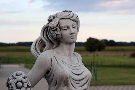 Stone monument symbol