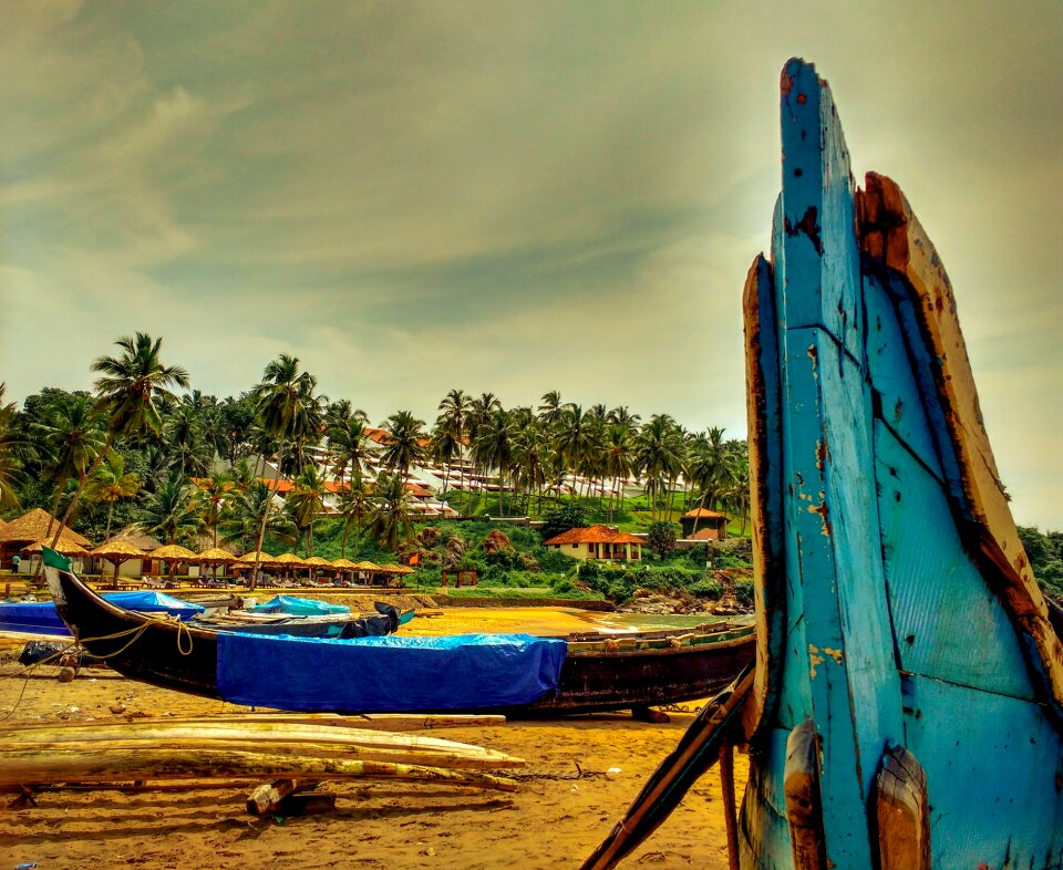 India sand boats