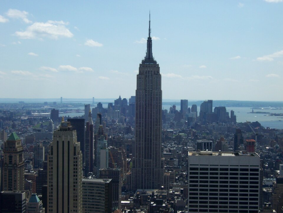 Metropolitan architecture city