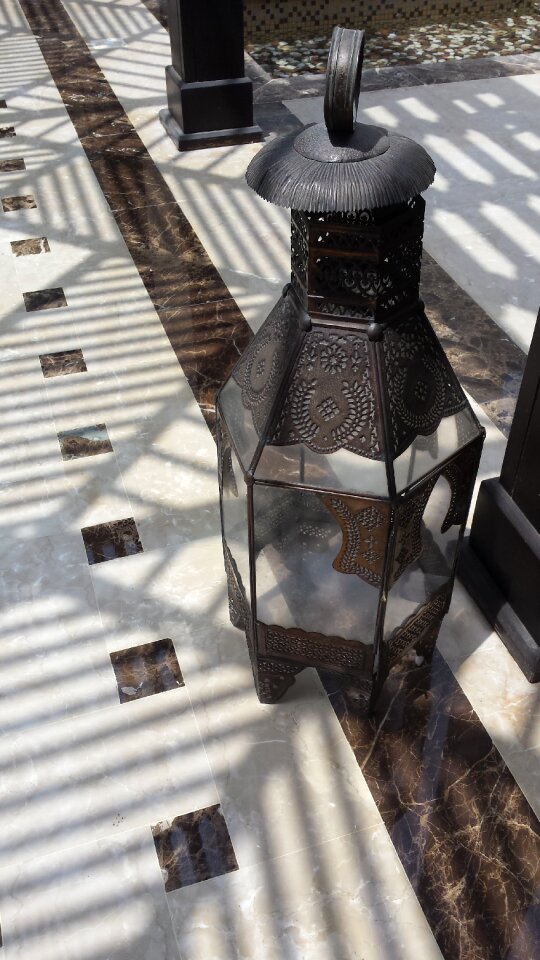 Emirates arabic style decor