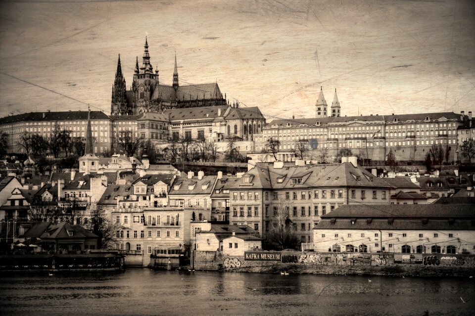 Prague castle vltava