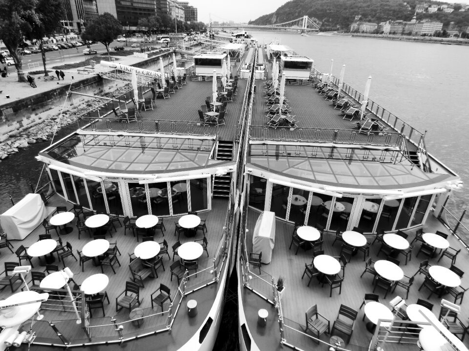 Ship river capital