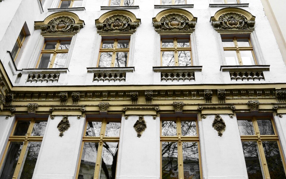 Old window building hauswand
