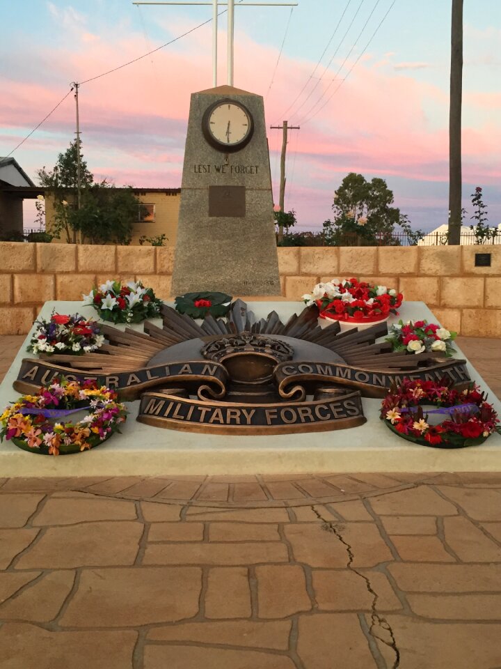 Memorial history australia