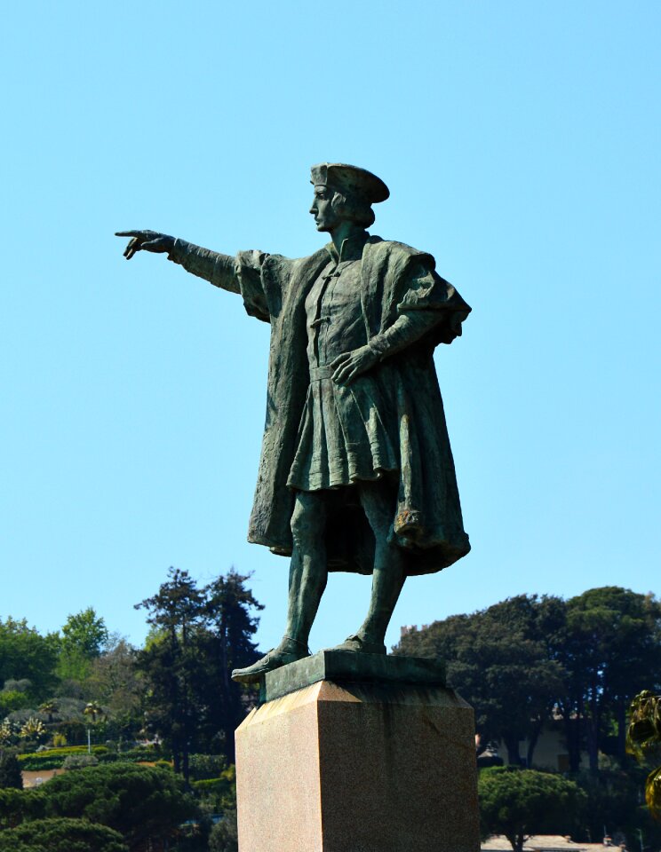 Rapallo statue cristoforo colombo